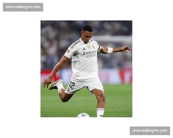 65 分钟仅 1 次对抗成功!阿诺德首秀跑动消极引解说员担忧皇马前景 65 分钟仅 1 次对抗成功!阿诺德首秀跑动消极引解说员担忧皇马前景