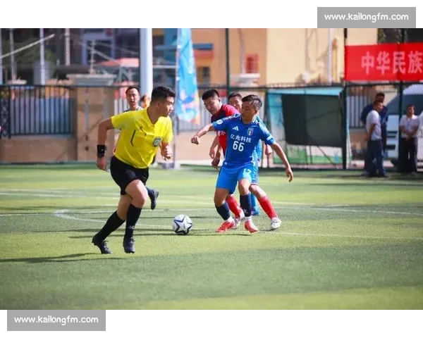 绿茵聚石榴籽 2025 银川 “民族团结进步杯” 足球赛开赛